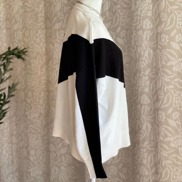Tommy Hilfiger Color Block Knit Sweater White Black Lavender Preppy Size M - Picture 2 of 8